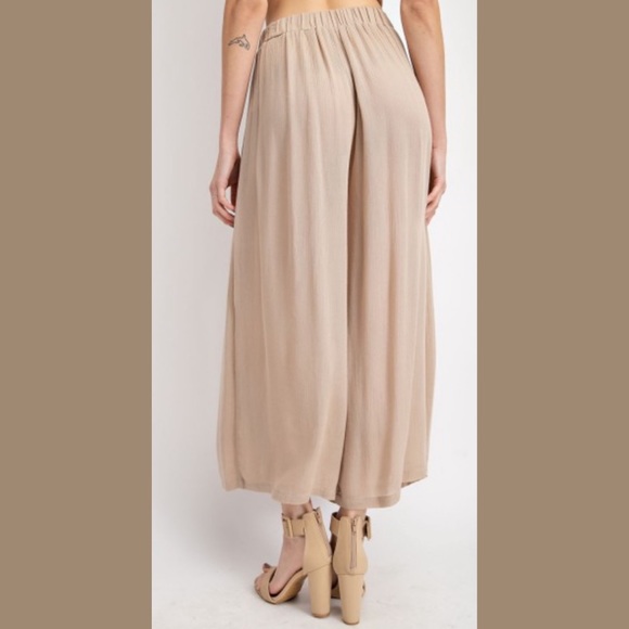 Lace Culottes Wide Leg Pants Khaki - Picture 4 of 5